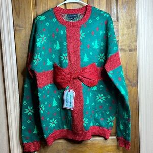 Present Christmas sweater